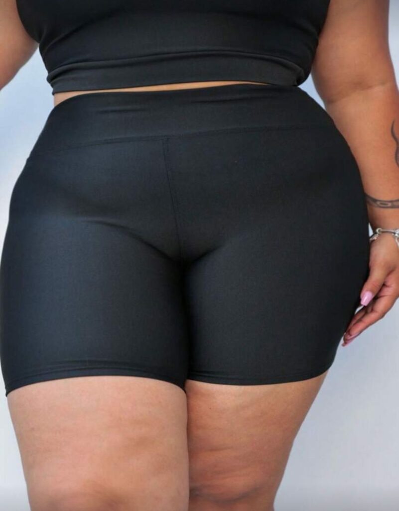 Short plus size academia